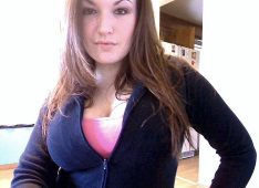 AnnyAnname, 37 years old, Woman, Canberra, Australia