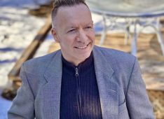 Briamanor_1, 56 years old, Man, London, Canada
